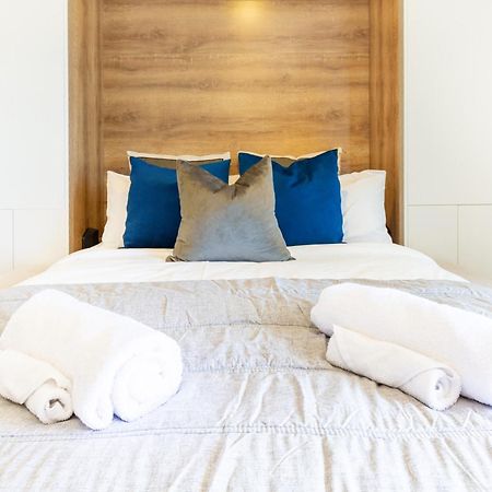 Central City Charm: Pet-Friendly Studio Christchurch Exterior foto